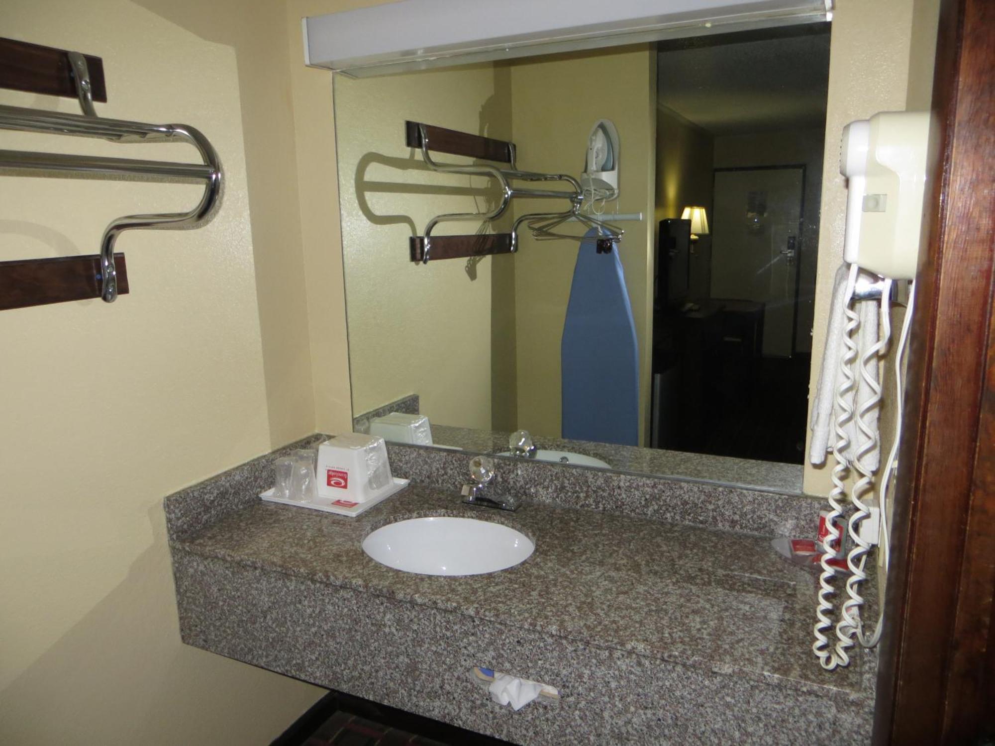 Econo Lodge Lenoir City Buitenkant foto
